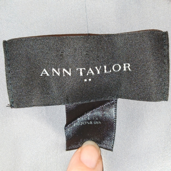 Women's Ann Taylor Gray Plaid Single Breasted Blazer - Picture 7 of 7